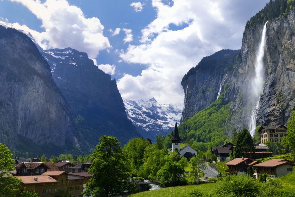 Scenic drive through Lauterbrunnen Valley with waterfalls – transfer day on Switzerland golf holiday”